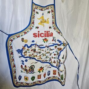 Sicilia Themed Apron with Blue and White Design